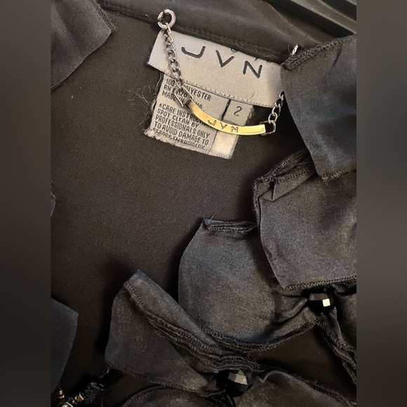 JVM Black Bodysuit Top with Sleek Design - Picture 2 of 4